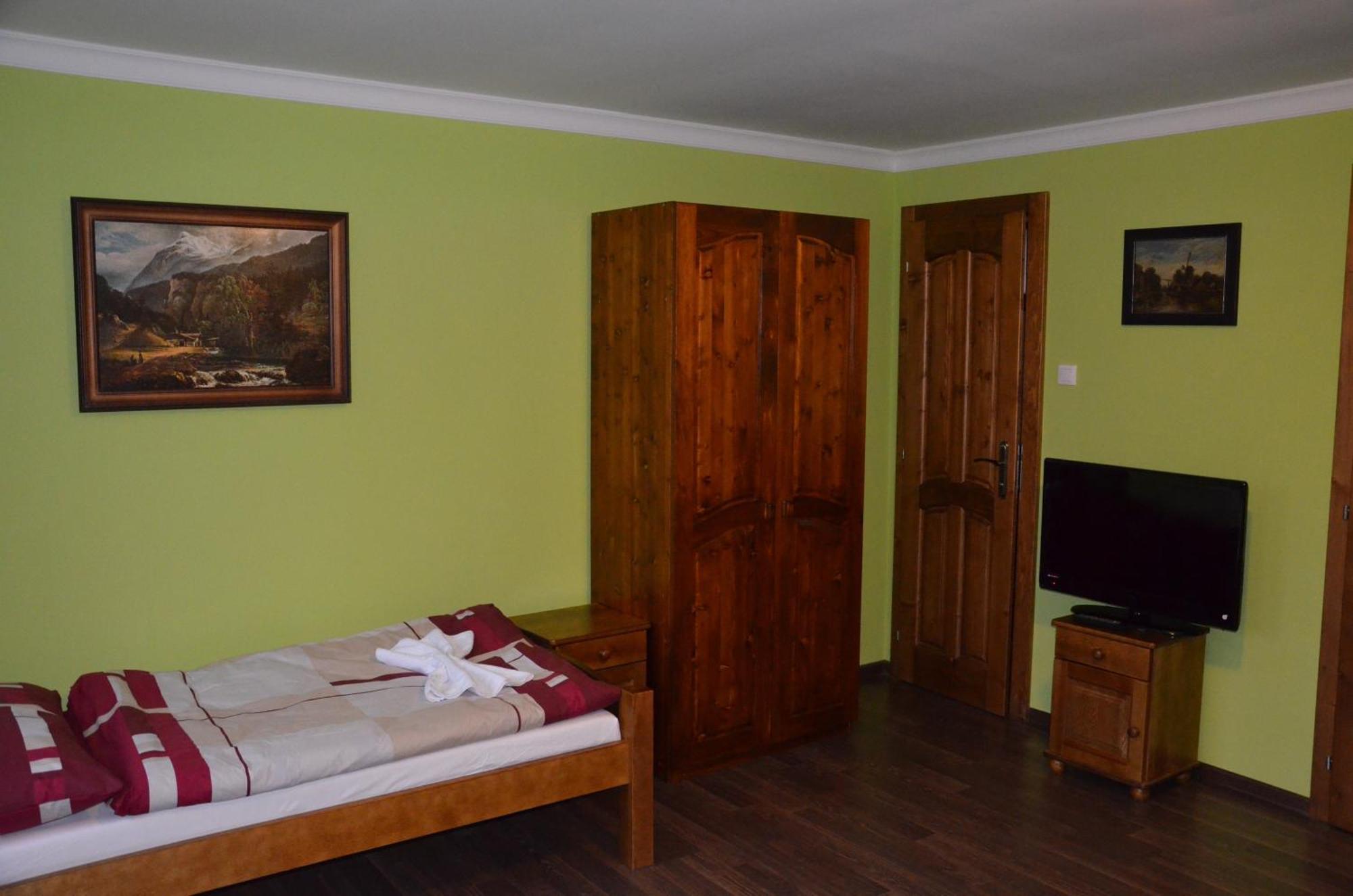 Palatin Apartment Cachtice Phòng bức ảnh