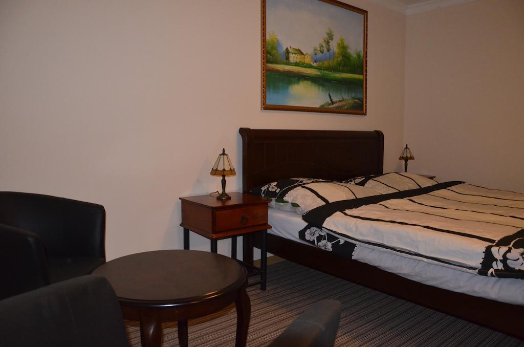 Palatin Apartment Cachtice Ngoại thất bức ảnh