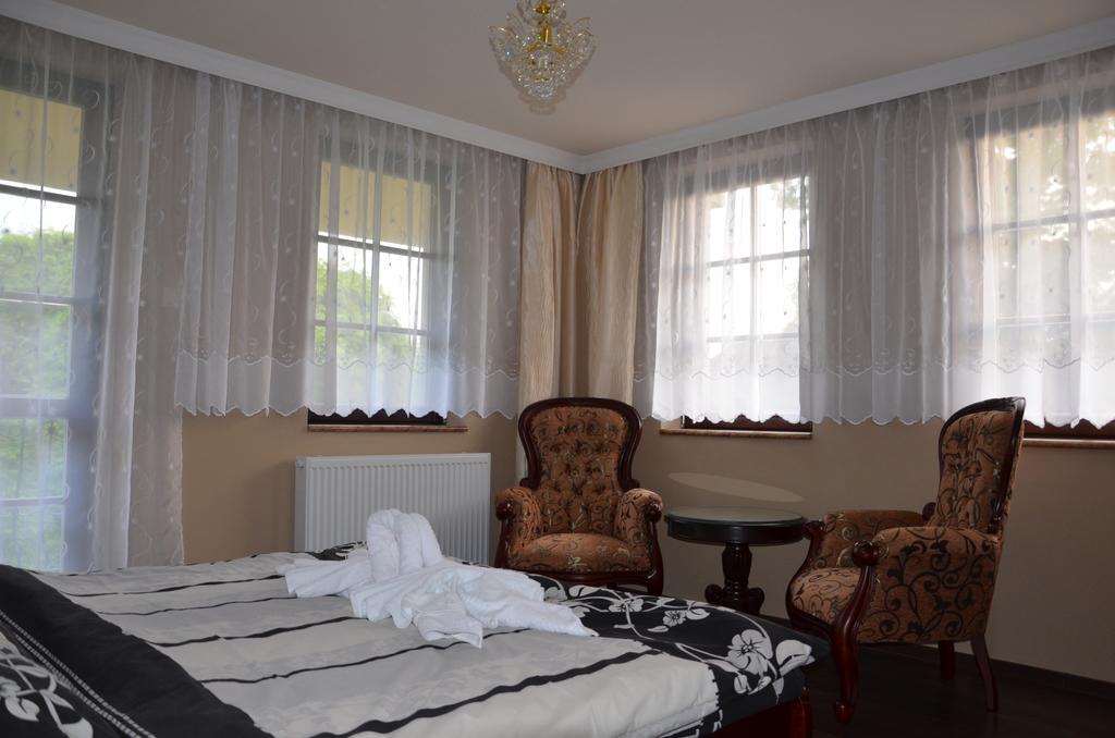 Palatin Apartment Cachtice Phòng bức ảnh